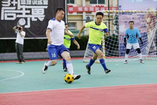 小心摘桃子！U17国足为何能晋级世界杯？助教曹阳揭示关键因素
